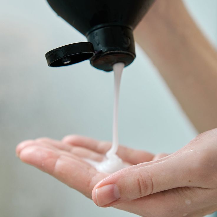 خرید شامپو ضد ریزش